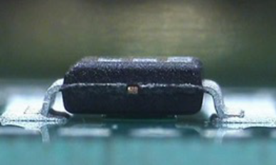 Self-aligning adhesive