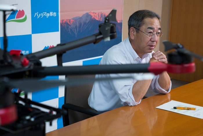 白鳥孝氏