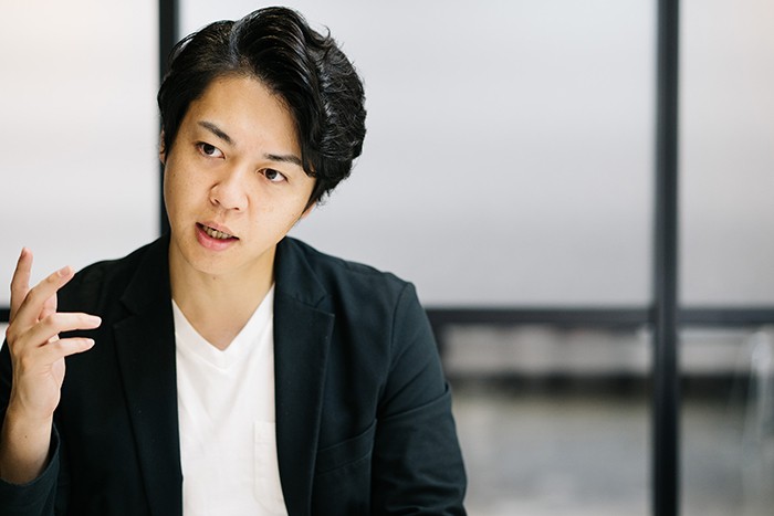 上ノ山慎哉氏