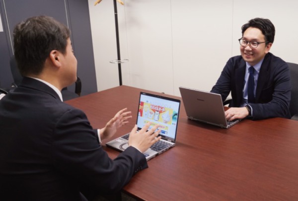 写真：DX推進を支えるツールとして社用PCにレッツノートを導入