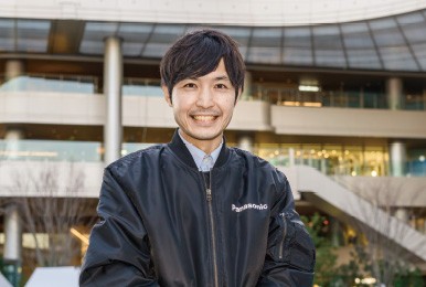システム設計・運用担当パナソニック プロジェクター＆ディスプレイ　株式会社マーケティング本部　営業推進部ＡＶコンサル課　土橋 伸浩　※所属は納入時のものです。