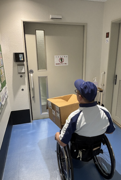 障がいの有無に関わらず使いやすい、顔認証による入退室管理