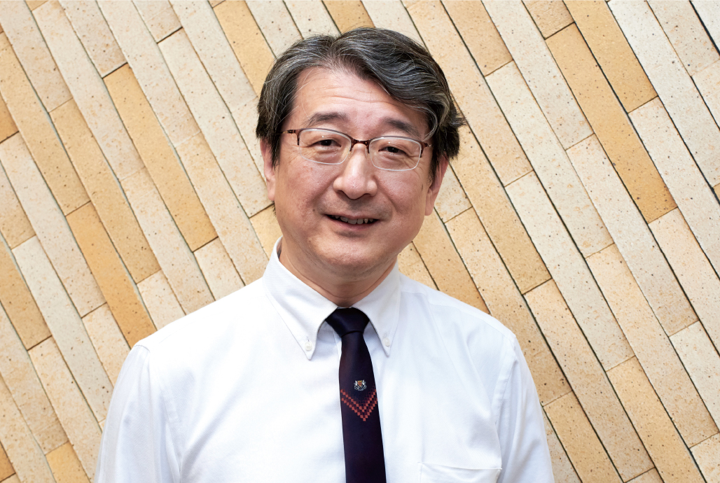 写真：学校法人 片柳学園 法人本部 ネットワークセンター 課長 内藤 優 様