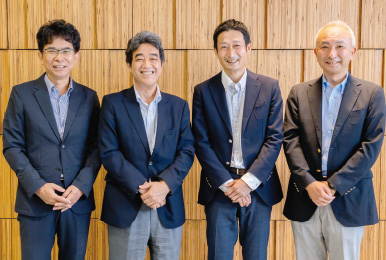 写真：秋田放送役員